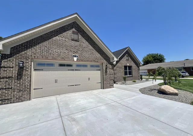 Homes for sale in Monticello, IN | 814 W Washington St, Monticello, IN 47960 | MLS# 202627929