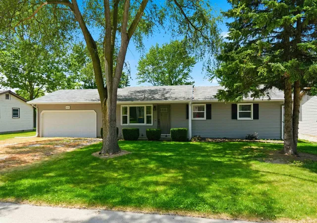 Photo 1 of Sale Pending at 609 Maxine Dr, Ossian, IN 46777 | MLS# 202627930 | Listing updated on 2026-07-30