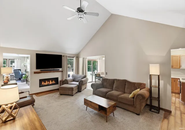 Photo 4 of Sale Pending at 2216 W Shoaff Rd, Huntertown, IN 46748 | MLS# 202627931 | Listing updated on 2026-07-17