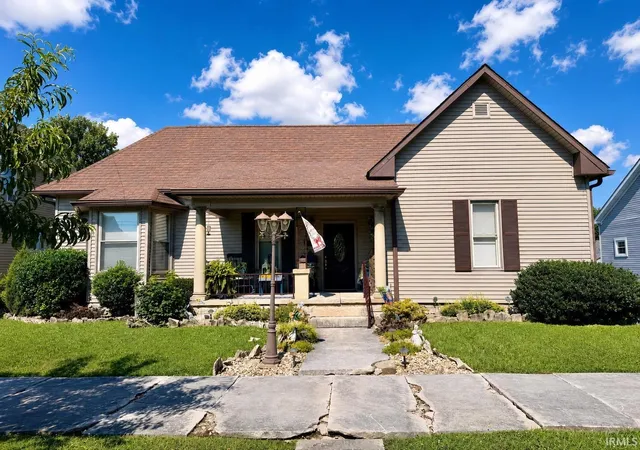 2nd image of 1111 M St, Bedford, IN 47421 | MLS# 202627932