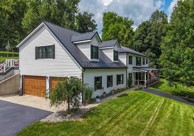 Homes for sale in Huntington, IN | 7082 N Us Hwy 24 East, Huntington, IN 46750 | MLS# 202627939