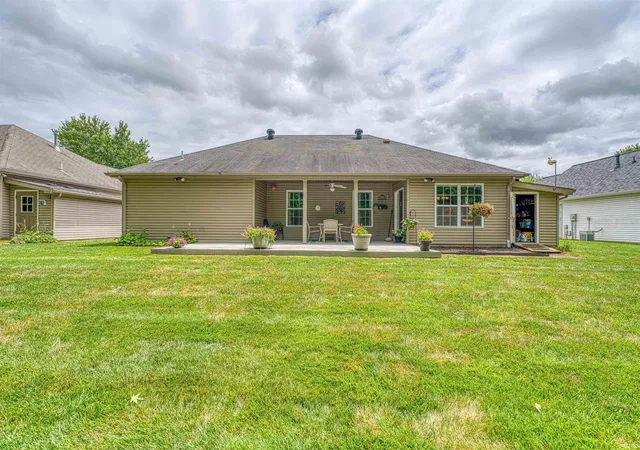 Photo 3 of Sale Pending at 10344 Clippinger Rd, Evansville, IN 47725 | MLS# 202627941 | Listing updated on 2026-07-27