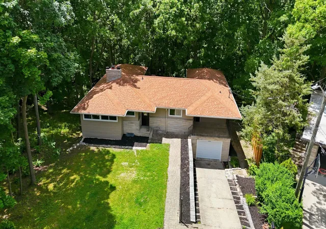 4th image of 321 Laurel Dr, West Lafayette, IN 47906 | MLS# 202627942