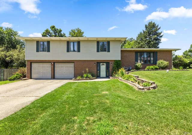 1st image of 51043 Shady Ln, Elkhart, IN 46514 | MLS# 202627959