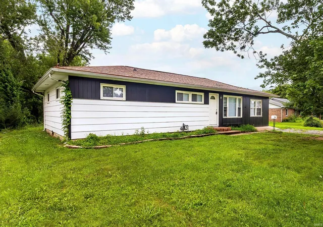 20th image of 1750 Jeanette Ave, Evansville, IN 47714 | MLS# 202627966