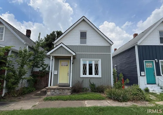 Photo 1 of Manufactured home for sale at 706 Hess Ave, Evansville, IN 47712 | MLS# 202627994 | Listing updated on 2026-09-02