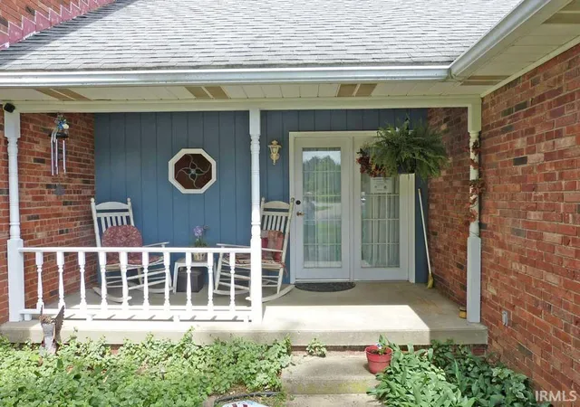2nd image of 2810 Marian Dr, Vincennes, IN 47591 | MLS# 202628001