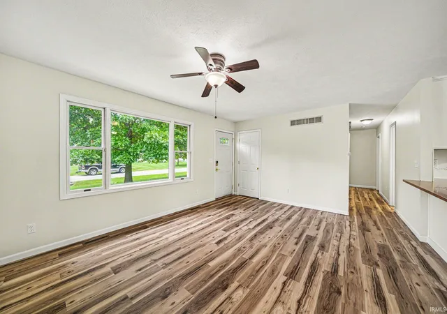 3rd image of 56921 Pamona St, Elkhart, IN 46516 | MLS# 202628010