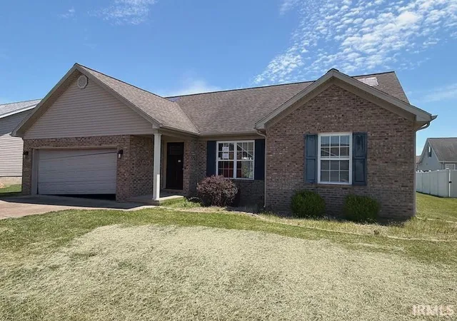 Homes for sale in Newburgh, IN | 1762 Sandal Wy, Newburgh, IN 47630 | MLS# 202628018