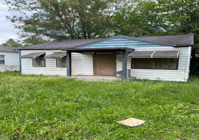 1st image of 2908 Central Ave, Anderson, IN 46016 | MLS# 202628021
