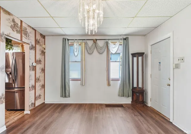 Photo 3 of Manufactured home for sale at 2924 Weisser Park Ave, Fort Wayne, IN 46806 | MLS# 202628028 | Listing updated on 2026-09-11