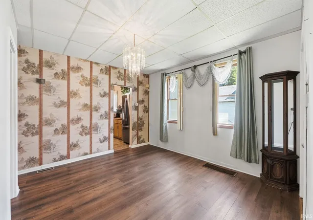 Photo 4 of Manufactured home for sale at 2924 Weisser Park Ave, Fort Wayne, IN 46806 | MLS# 202628028 | Listing updated on 2026-09-11