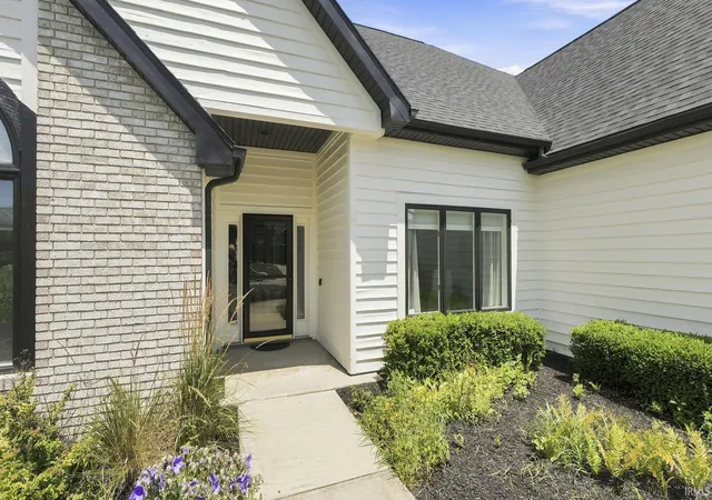 Photo 3 of Sale Pending at 7730 Buttermore Ct, Fort Wayne, IN 46804 | MLS# 202628036 | Listing updated on 2026-07-18