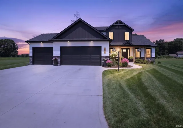 Homes for sale in Granger, IN | 30949 Villa Dr, Granger, IN 46530 | MLS# 202628071