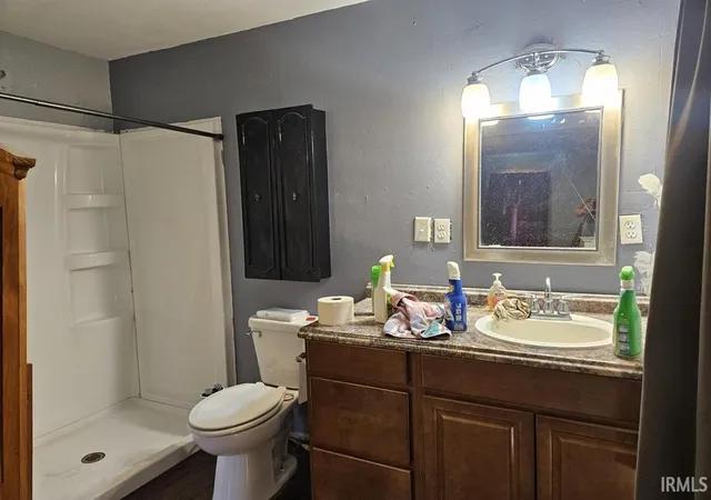 Homes for sale in Frankfort, IN | 1752 W Green St, Frankfort, IN 46041 | MLS# 202628072
