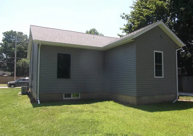 2nd image of 515 E Gilmore St, Angola, IN 46703 | MLS# 202628073
