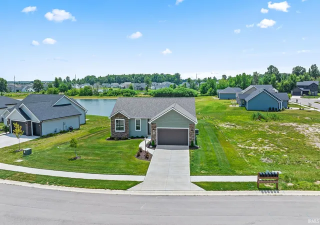 Photo 4 of Manufactured home for sale at 984 Zenos Blvd, Fort Wayne, IN 46818 | MLS# 202628090 | Listing updated on 2026-09-09