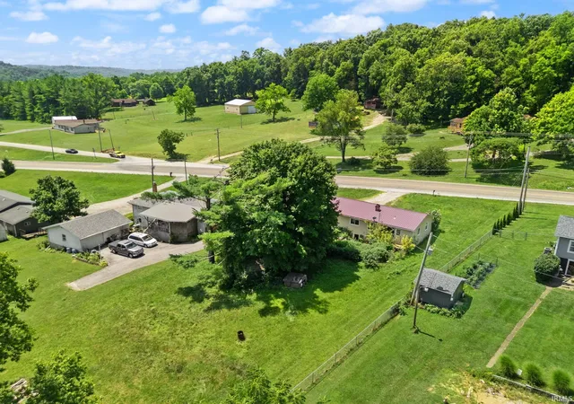Homes for sale in Paoli, IN | 1556 Ne Main St, Paoli, IN 47454 | MLS# 202628092
