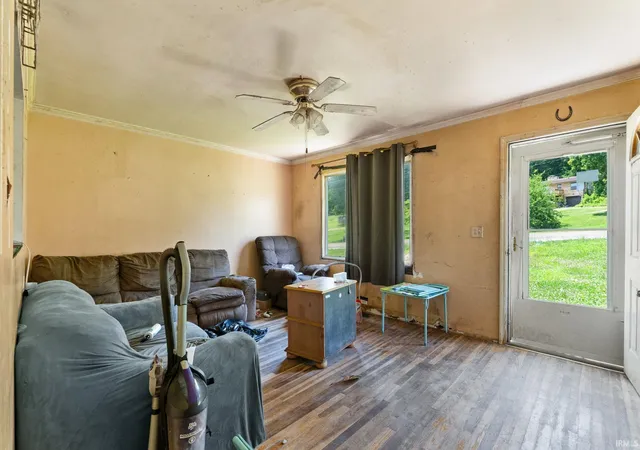 Homes for sale in Paoli, IN | 1556 Ne Main St, Paoli, IN 47454 | MLS# 202628092