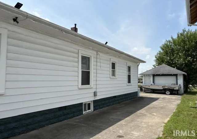 Photo 2 of Manufactured home for sale at 1811 Main St, Anderson, IN 46016 | MLS# 202628093 | Listing updated on 2026-08-25