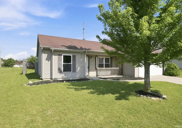 Photo 2 of Manufactured home for sale at 802 Pristine Ave, Angola, IN 46703 | MLS# 202628097 | Listing updated on 2026-07-23