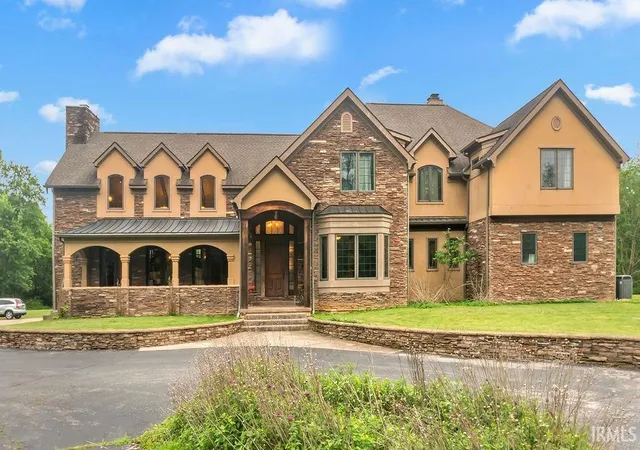 1st image of 4023 S Two Creeks Ln, Bloomington, IN 47401 | MLS# 202628106