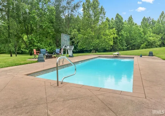 4th image of 4023 S Two Creeks Ln, Bloomington, IN 47401 | MLS# 202628106