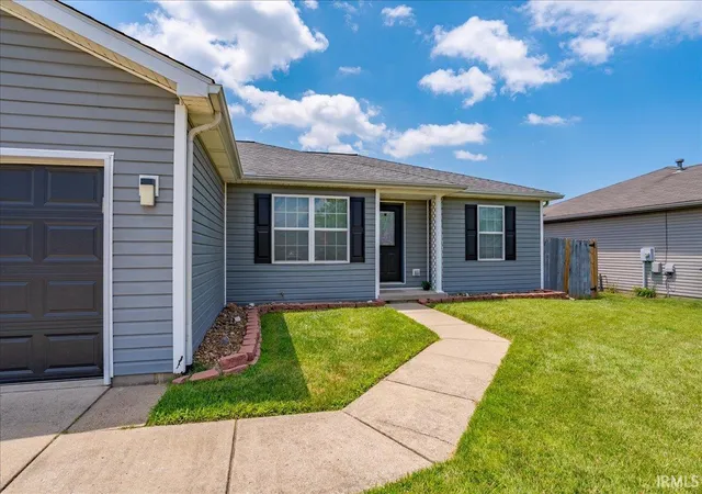 Homes for sale in Evansville, IN | 12522 Cold Water Dr, Evansville, IN 47725 | MLS# 202628109