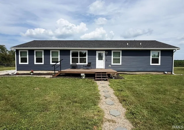 Homes for sale in Otterbein, IN | 703 S Kerkhoff Ave, Otterbein, IN 47970 | MLS# 202628115