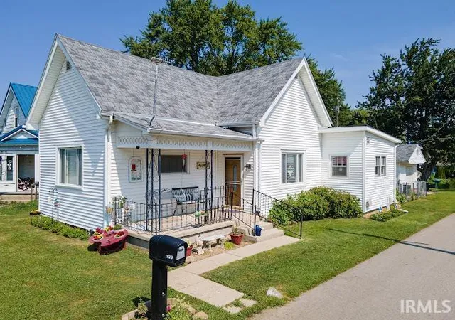 1st image of 200 W 8th St, Jonesboro, IN 46938 | MLS# 202628117