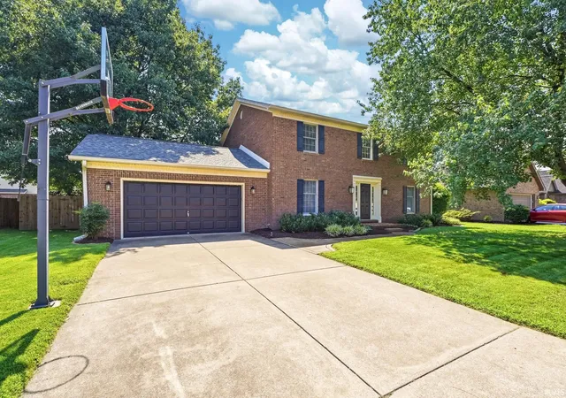 Photo 3 of Manufactured home for sale at 126 Lant Ln, Evansville, IN 47715 | MLS# 202628142 | Listing updated on 2026-08-17