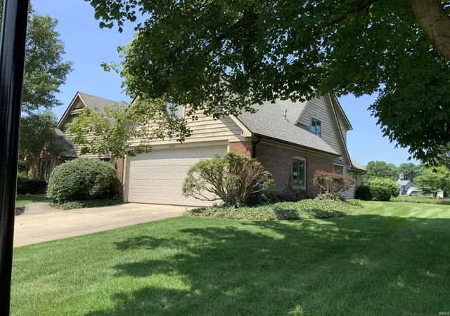 Homes for sale in Granger, IN | 15681 Fieldcrest Ct, Granger, IN 46530 | MLS# 202628180