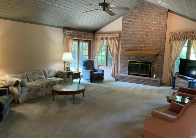 3rd image of 15681 Fieldcrest Ct, Granger, IN 46530 | MLS# 202628180