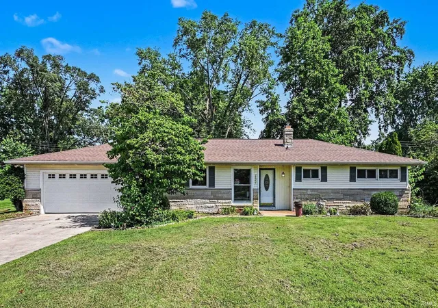 2nd image of 28951 Ella Dr, Elkhart, IN 46514 | MLS# 202628183