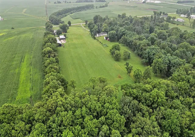 4th image of 450 E 800 S, Lafayette, IN 47909 | MLS# 202628193