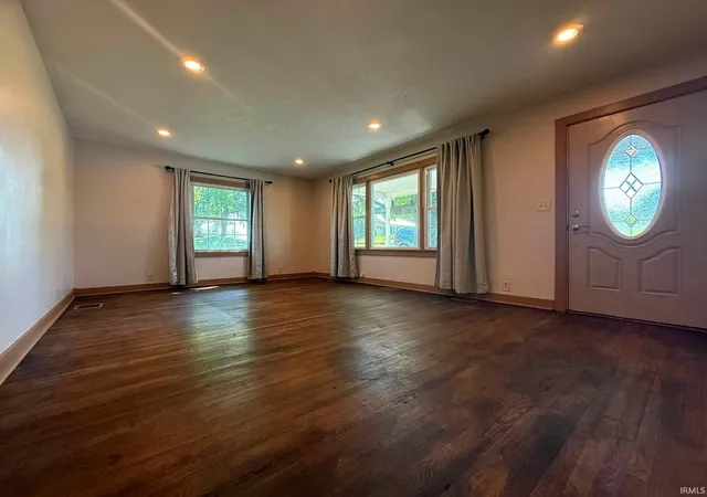 4th image of 204 S State St, Oaktown, IN 47561 | MLS# 202628199