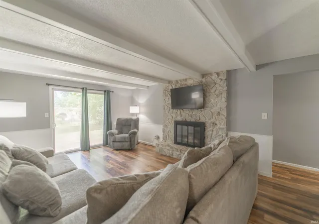 2nd image of 1348 W Oakdale St, Warsaw, IN 46580 | MLS# 202628206