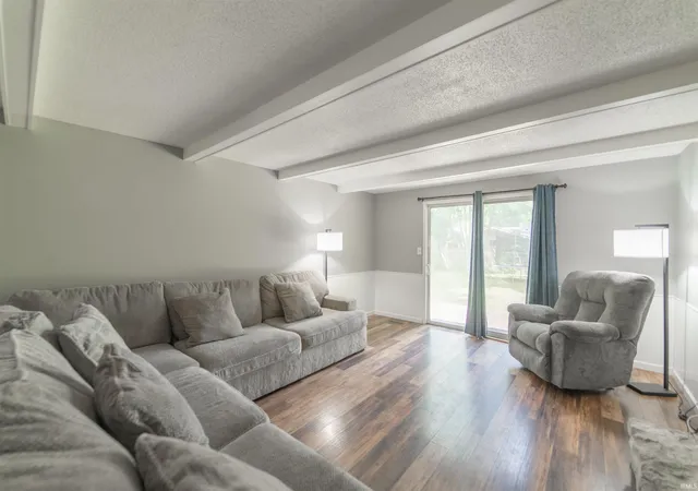 Photo 3 of Sale Pending at 1348 W Oakdale St, Warsaw, IN 46580 | MLS# 202628206 | Listing updated on 2026-07-16