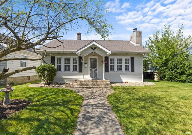 Photo 1 of Sale Pending at 1309 E Altgeld St, South Bend, IN 46614 | MLS# 202628223 | Listing updated on 2026-07-16