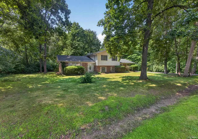 3rd image of 4760 Whippoorwill Dr, Lafayette, IN 47909 | MLS# 202628227