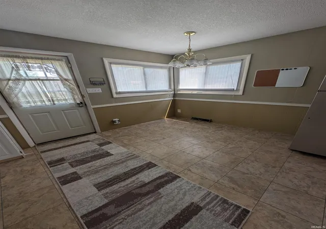 Photo 4 of Sale Pending at 853 Salamonie Ave, Huntington, IN 46750 | MLS# 202628230 | Listing updated on 2026-09-15