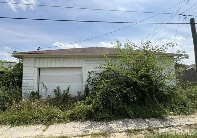 Photo 4 of Manufactured home for sale at 208 E 8th Street, Muncie, IN 47302 | MLS# 202628235 | Listing updated on 2026-08-25