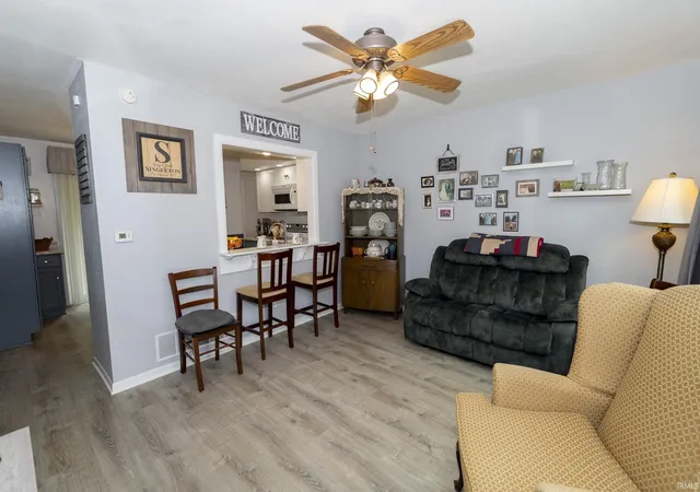 Homes for sale in Mishawaka, IN | 1532 Blanchard Dr, Mishawaka, IN 46544 | MLS# 202628247