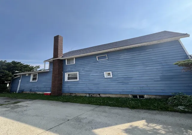 2nd image of 320 E Main St, Peru, IN 46970 | MLS# 202628248