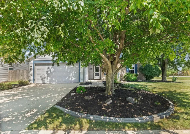 4th image of 1 Goldersgreen Dr, Lafayette, IN 47905 | MLS# 202628259
