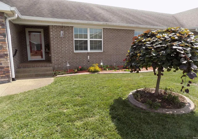 Photo 2 of Sale Pending at 9785 Arbor Lake Dr, Newburgh, IN 47630 | MLS# 202628280 | Listing updated on 2026-07-24