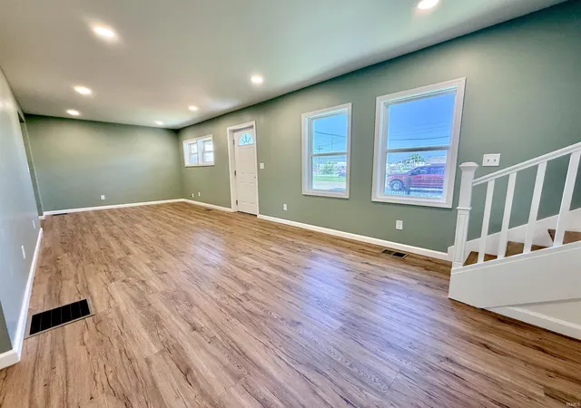 Photo 3 of Manufactured home for sale at 1207 E Eichel Ave, Evansville, IN 47711 | MLS# 202628285 | Listing updated on 2026-07-15