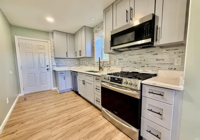 Photo 5 of Manufactured home for sale at 1207 E Eichel Ave, Evansville, IN 47711 | MLS# 202628285 | Listing updated on 2026-07-15