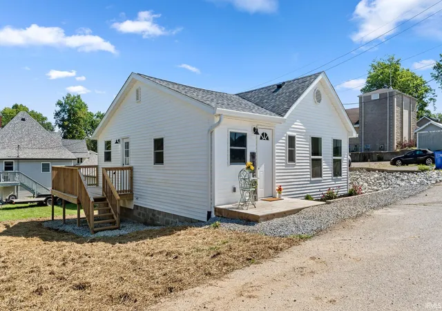 Photo 3 of Manufactured home for sale at 1819 Magnolia Ln, Bedford, IN 47421 | MLS# 202628297 | Listing updated on 2026-08-21