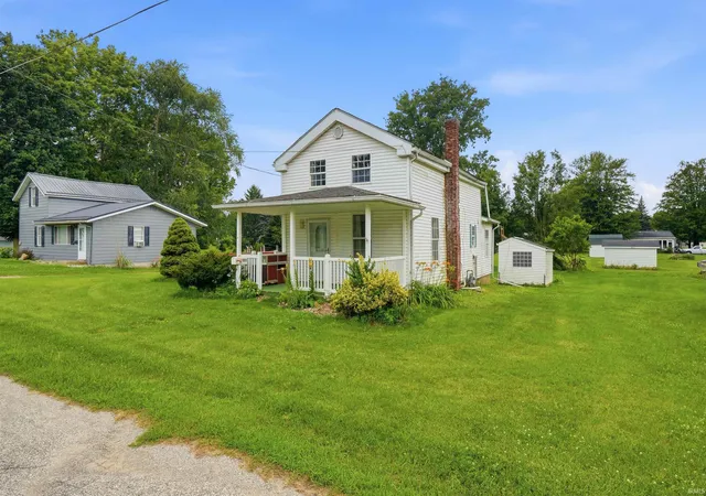 Photo 3 of Manufactured home for sale at 223 N Maple St, Lagrange, IN 46761 | MLS# 202628328 | Listing updated on 2026-09-25